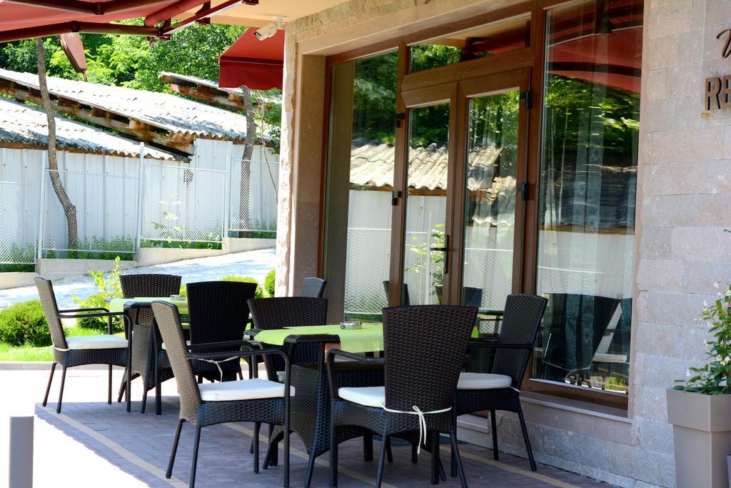 Hotel Victoriya'S House Hisarya Esterno foto