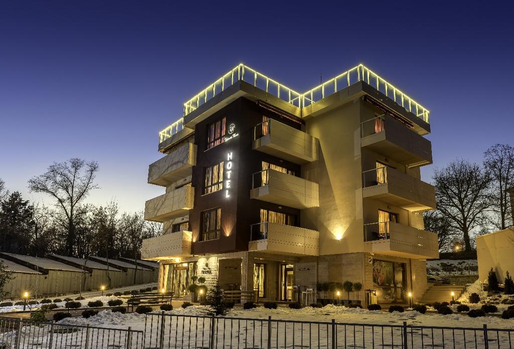 Hotel Victoriya'S House Hisarya Esterno foto